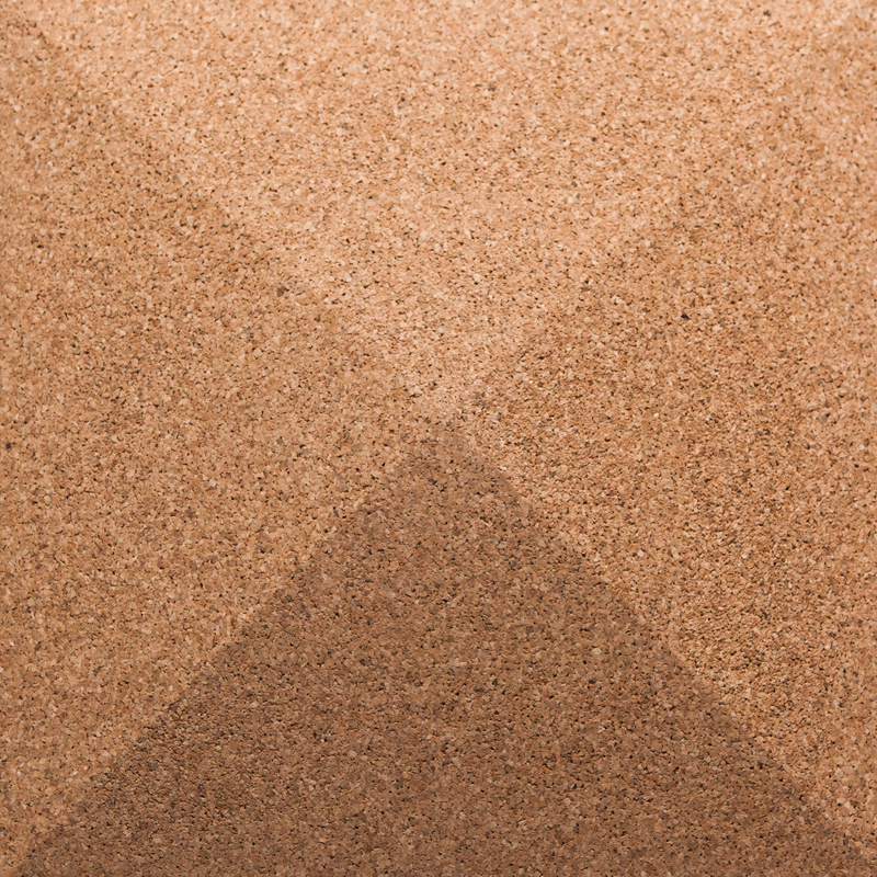 3D Forms Pyramid Natural