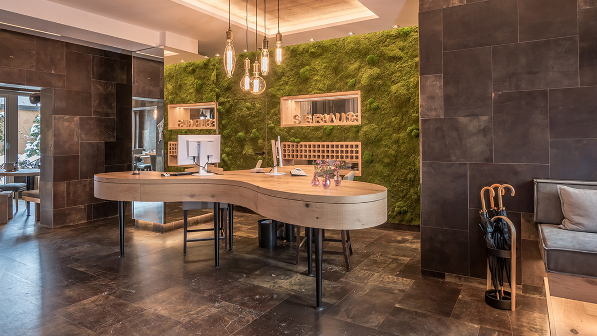 Greenwood Moss Premium Featured Image