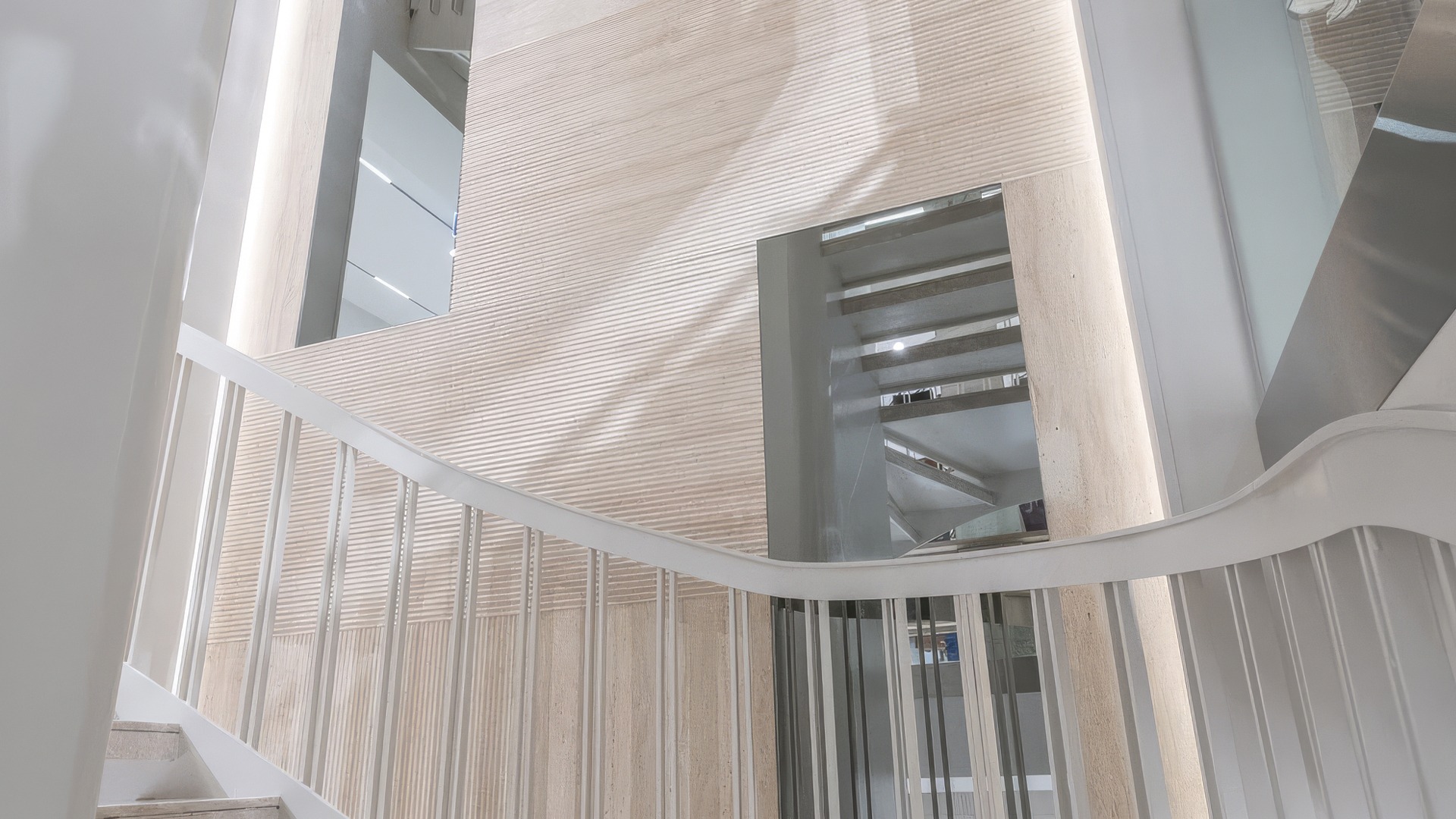 Arcqitone Gyron Travertine Header Image