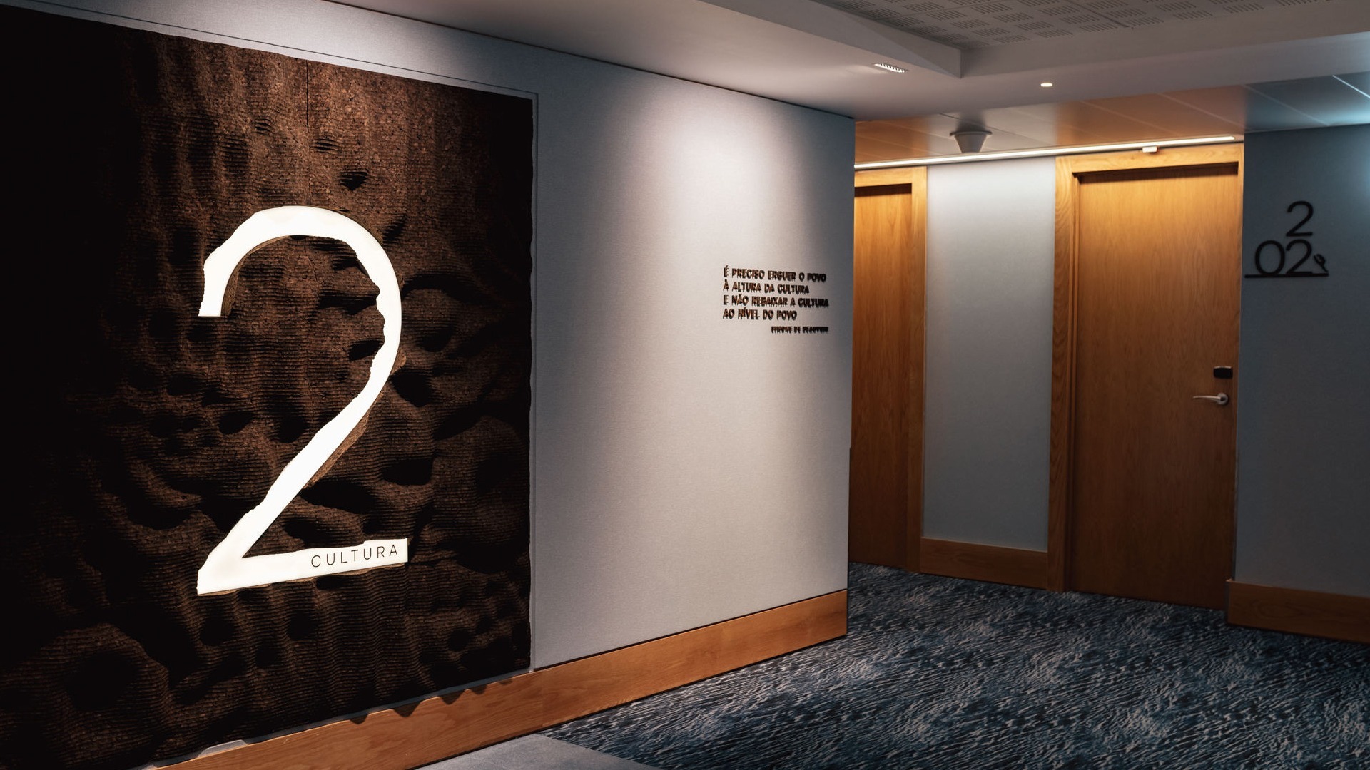 Hotel Mercure Product Image