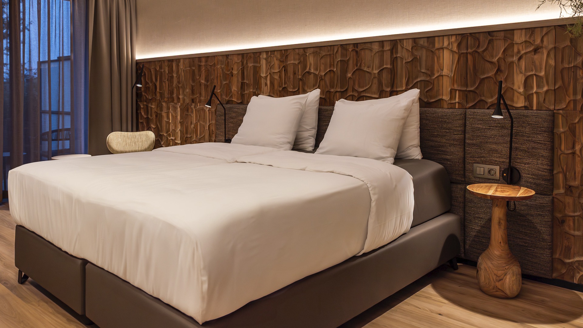 Hotel Netherlands Product Image